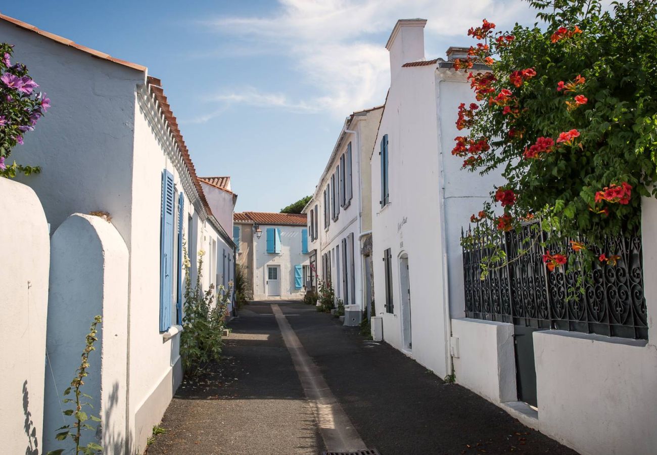 Maison à Saint-Gilles-Croix-de-Vie - SG04120 Maison 2 chambres à 400m de la Plage de Bo