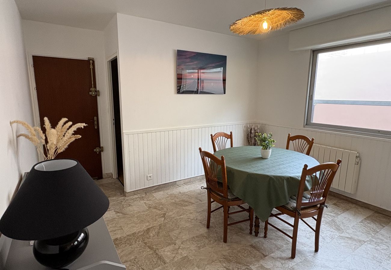 Appartement à Les Sables-d´Olonne - LS04003 Les Vagues Douces 2*