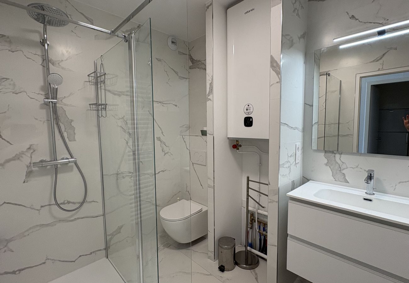 Appartement à Les Sables-d´Olonne - LS04021 L'Artimon 2*